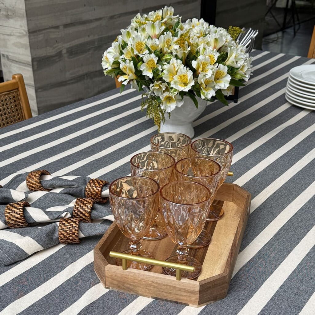 Mantel a rayas Charcoal y crudo 100% cotton