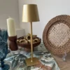 Lámpara de mesa LED Gold